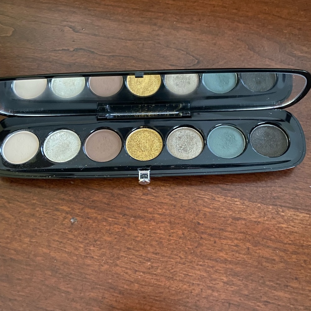 Marc Jacobs eyeshadow palette